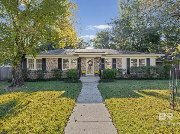 2903 Brierwood Dr, Mobile, AL 36606