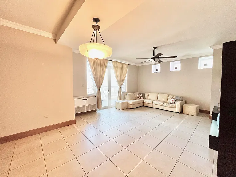 310 Avenida De Diego — Photo 4
