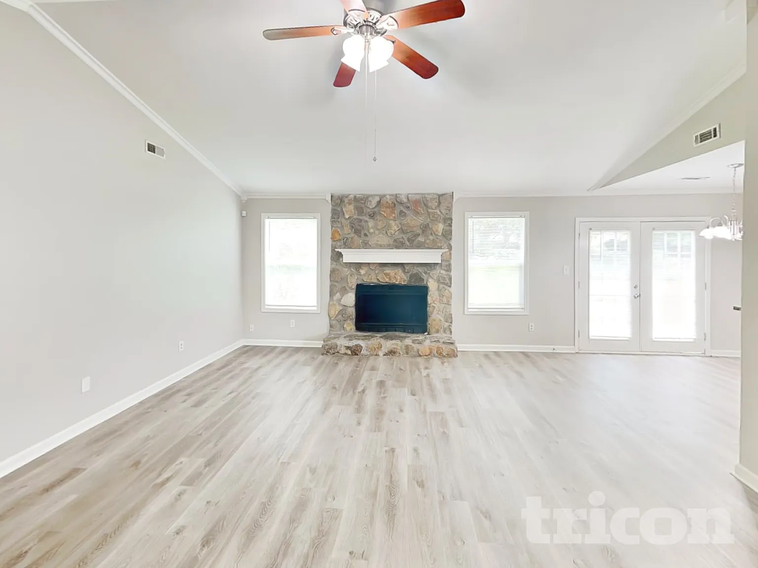 125 Birch Creek Circle McDonough GA — Photo 2