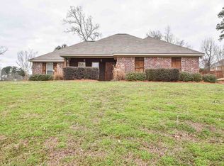 513 Glensview Dr, Brandon, MS 39047