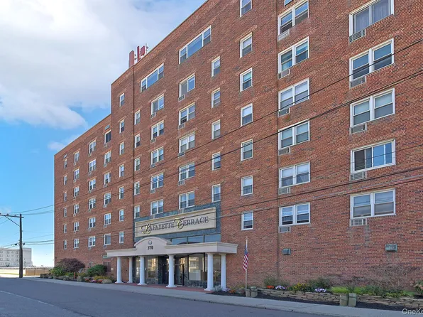 370 W Broadway #1A, Long Beach, NY 11561