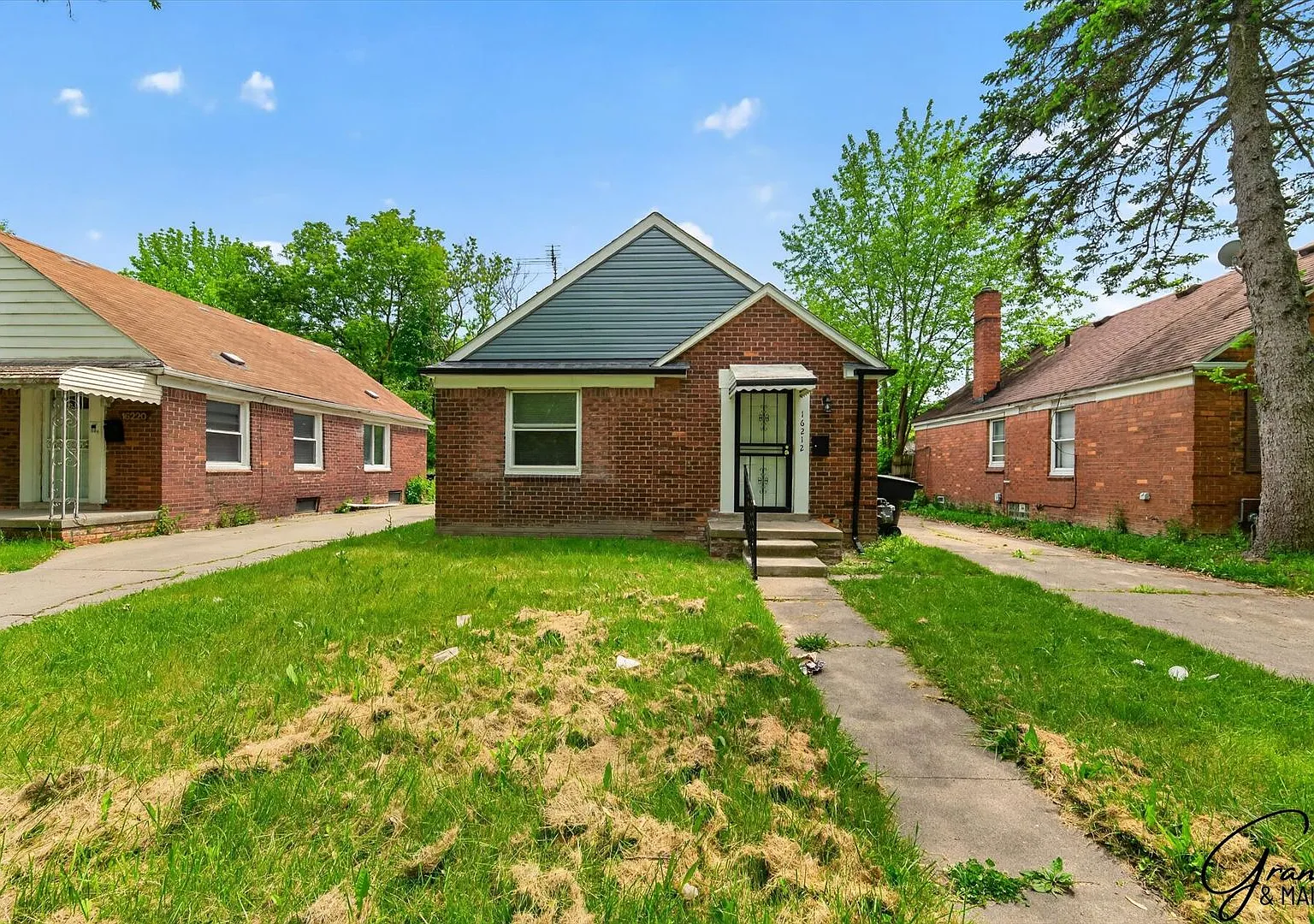 $1100 2 bedroom ranch — Photo 1