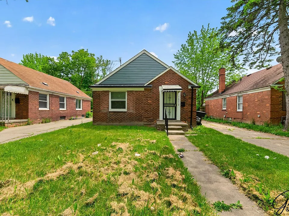 16212 Maddelein St