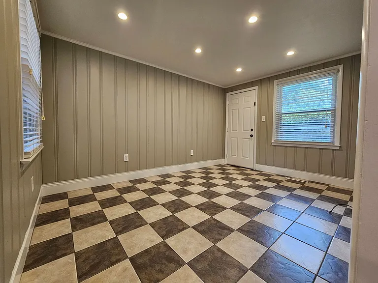 303 Brandywine Rd — Photo 6