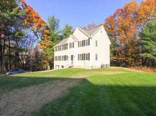 18 Berry Rd, Lowell, MA 01854