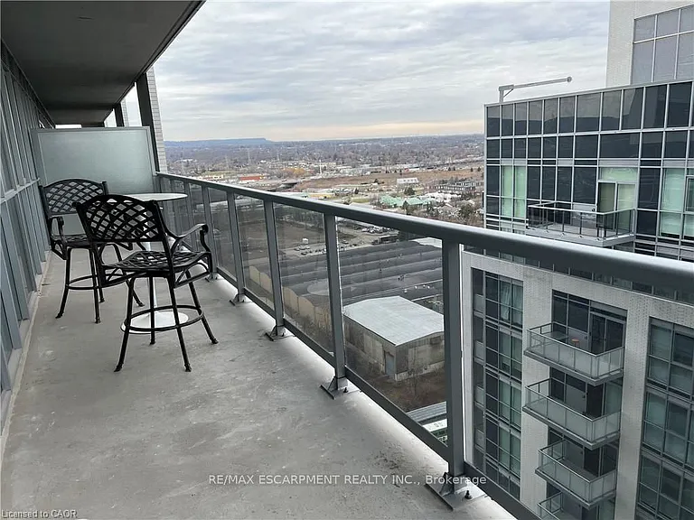 2087 Fairview St #2101 — Photo 19