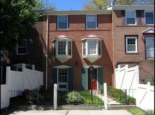 8118 Oaklake Ct, Alexandria, VA 22309