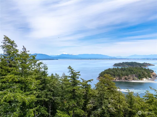 7419 Island View Drive, Anacortes, WA 98221
