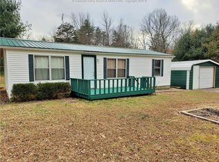 712 Rosita Lynn Dr, Point Pleasant, WV 25550