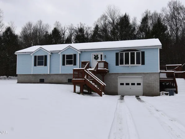 105 Forks Bridge Rd, Newfoundland, PA 18445