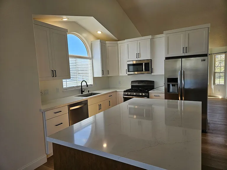 4698 Colander Dr — Photo 26