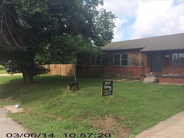 2nd image of 128 N Moccasin Pl