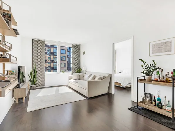 306 Gold St APT 24B, Brooklyn, NY 11201