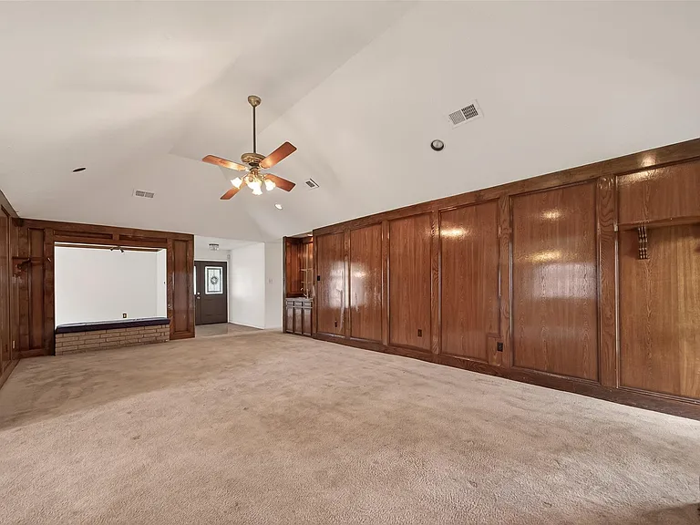 12835 Woodlite Ln — Photo 10