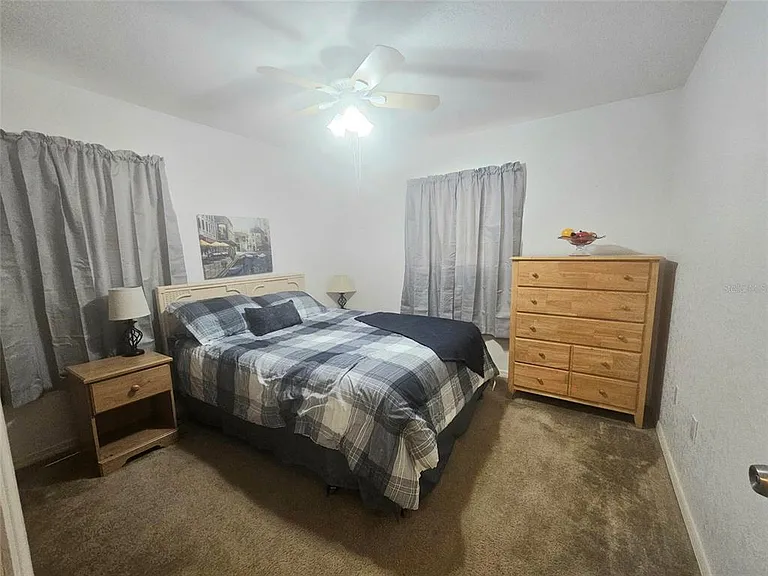 1011 Tropical Ave NW — Photo 25