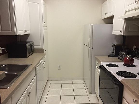 2nd image of 1330 Old Spanish Trl APT 3203