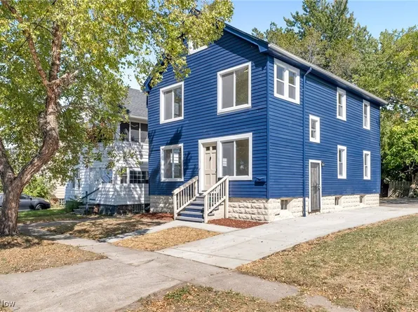 3211 W 121st St, Cleveland, OH 44111