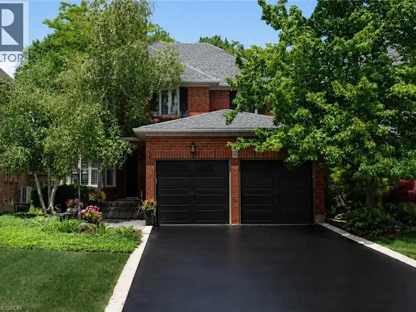 12 Pinto Dr, Ancaster, ON L9K 1L1