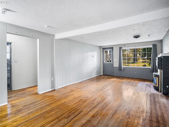 5th image of 6511 SE Borwick St