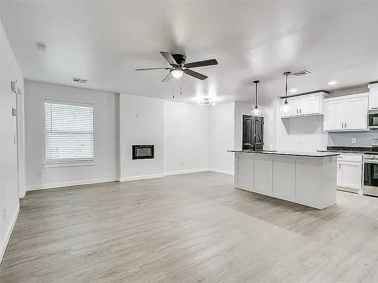 3 bed, 1424 sqft, $1,795 — Photo 4
