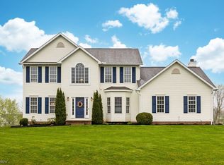 3520 Whitetail Dr E, Lexington, OH 44904