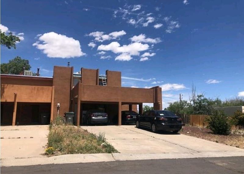 2nd image of 5533 Edie Pl NW