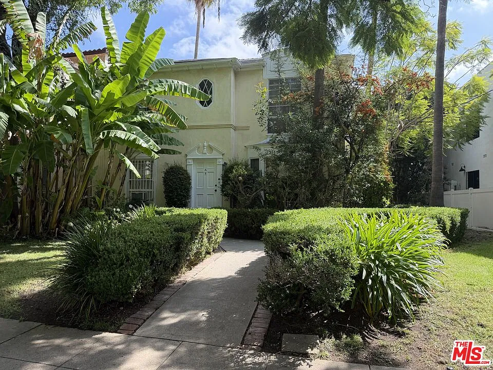 Studio, 1.0 bath, 700 sqft, $2,995 — Photo 2