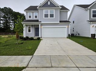 40 Blackthorn Ln, Angier, NC 27501