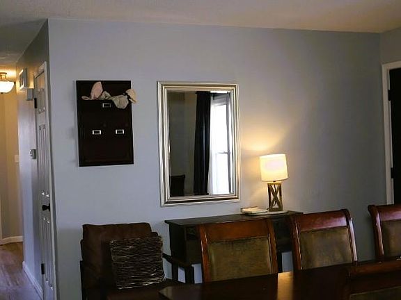 5th image of 2809 Meadow Wood Dr