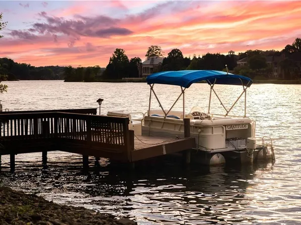 3800 Schooner Rdg, Alpharetta, GA 30005