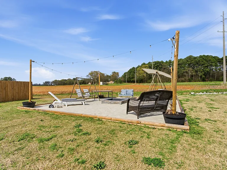 221 Willie Sanders Dr — Photo 23