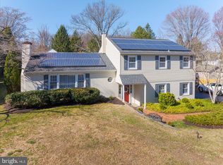 904 Hummingbird Ln, West Chester, PA 19382