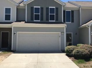 8104 Yaxley Hall Dr, Raleigh, NC 27616