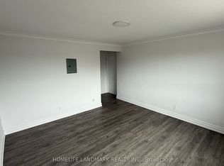 676 Mount Pleasant Rd #206, Toronto, ON M4S2N3
