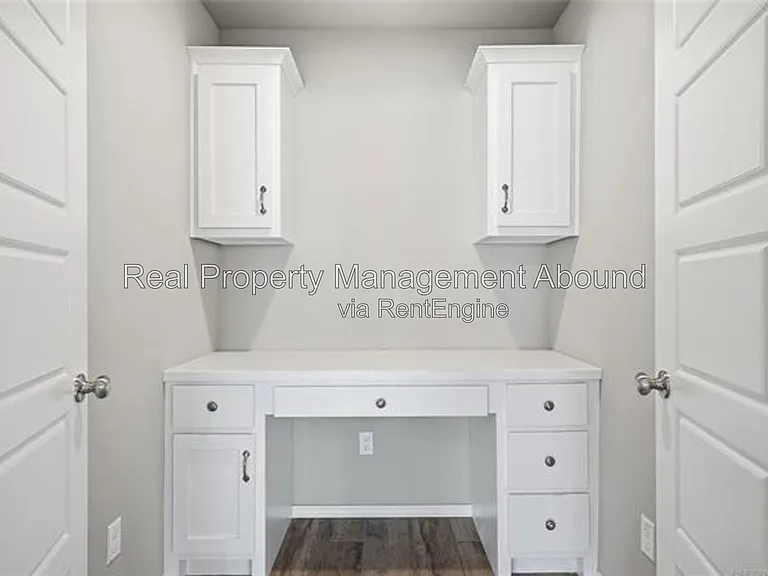 3706 S 13th Pl — Photo 24