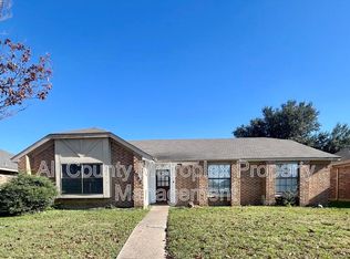 2532 Independence Dr, Mesquite, TX 75150
