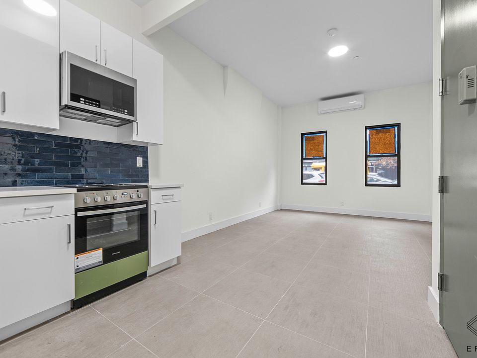 1st image of 900 Rogers Ave #1A