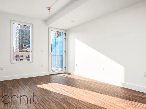 26-25 3rd Street image 5 of 44