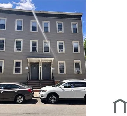 290 Highland St #3 — Photo 2