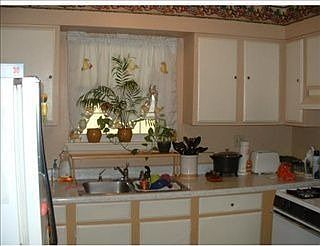 4th image of 303 River Oaks Dr
