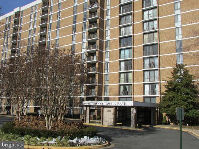 1st image of 2311 Pimmit Dr APT 417