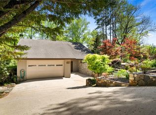 134 Hickory Cove Rd, Seneca, SC 29672