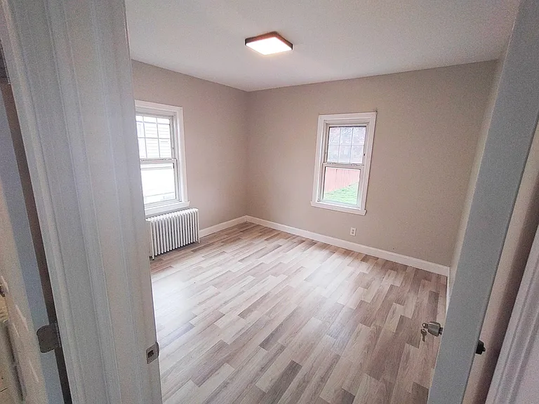 42 Victory St — Photo 12
