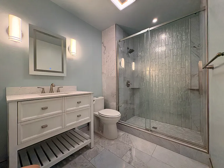 1645 S 288th St #203 — Photo 13