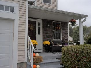 18 Fox Run Rd, Blackstone, MA 01504