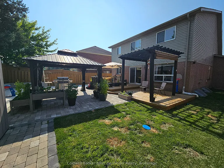 20 Bird Ct — Photo 34