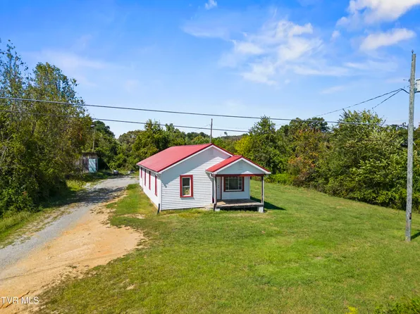 8075 Old Stage Rd, Chuckey, TN 37641