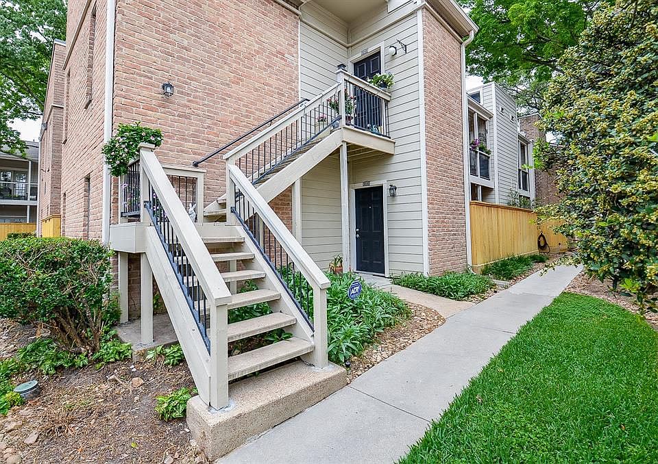 1st image of 2001 Bering Dr APT 7C