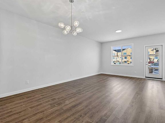 3rd image of 40 W Creekside Way SW #103