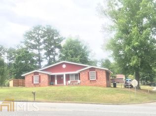 1902 Veterans Memorial Pkwy, Lanett, AL